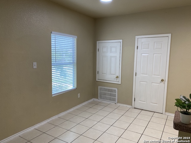 1707 Dawson St Property Photo 4