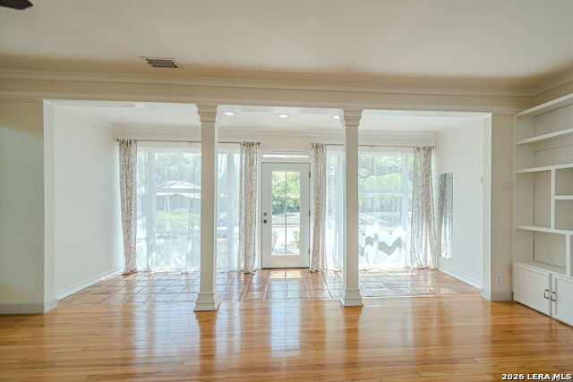 227 Devonshire Property Photo 9