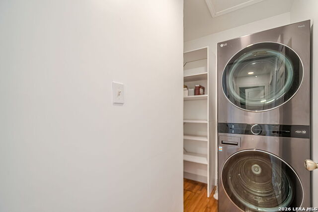 227 Devonshire Property Photo 17