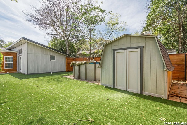 227 Devonshire Property Photo 40