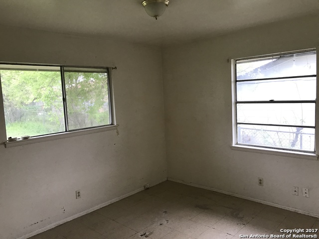 6007 Misty Valley Dr Property Photo 6