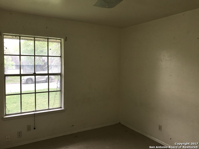 6007 Misty Valley Dr Property Photo 8