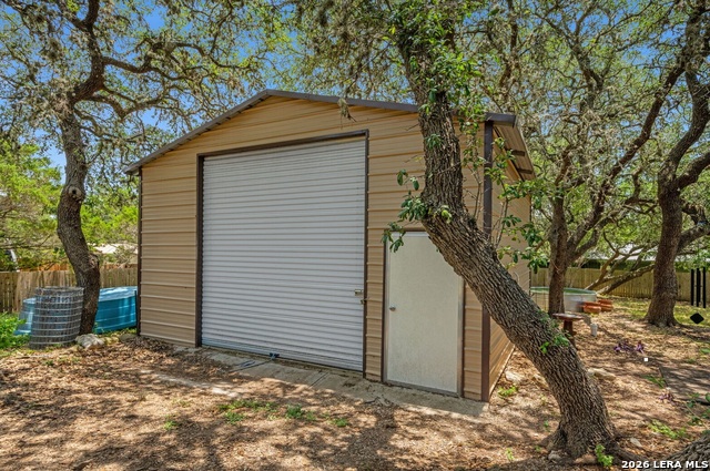 1106 Amanda Property Photo 3