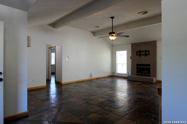 1106 Amanda Property Photo 14