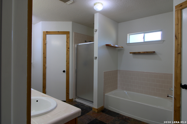 1106 Amanda Property Photo 21