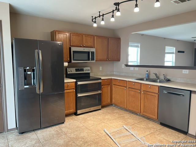 104 Briar St Property Photo 5