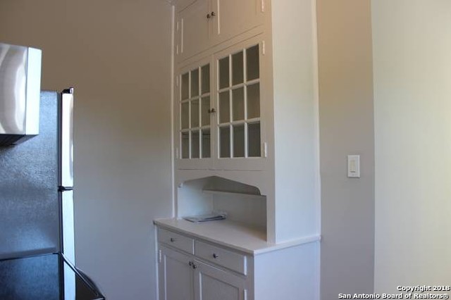 628 S Saint Mary's St Property Photo 6