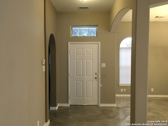 824 Cross Branch Dr Property Photo 2