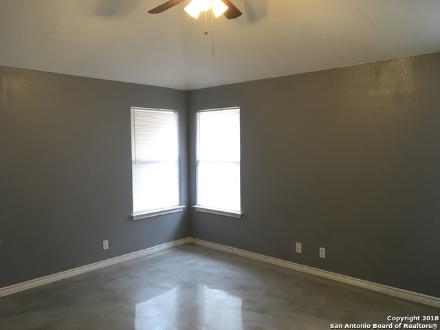 824 Cross Branch Dr Property Photo 10