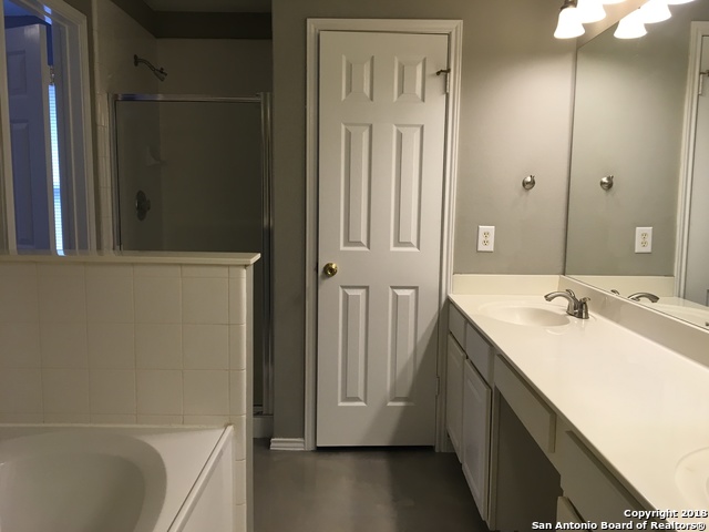824 Cross Branch Dr Property Photo 11