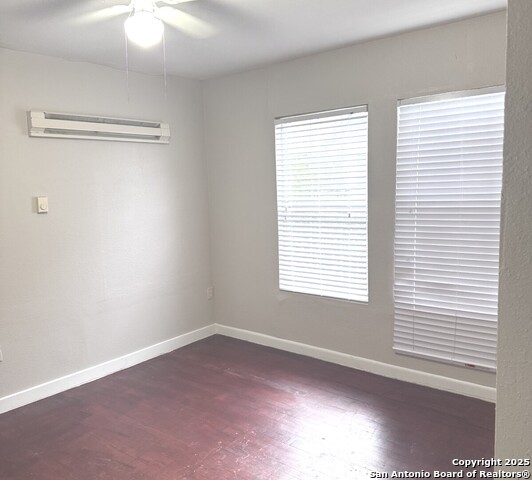 207 Bradford Property Photo 10