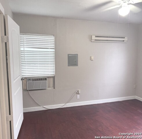 207 Bradford Property Photo 11