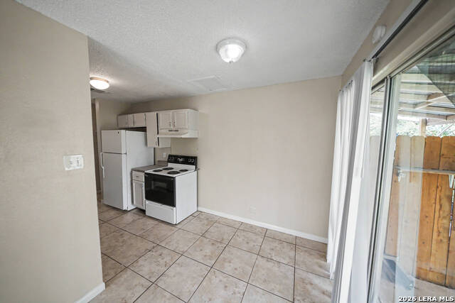 5216 Meadow Fld Property Photo 9