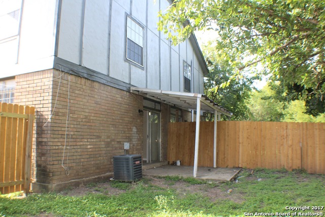 5216 Meadow Fld Property Photo 10