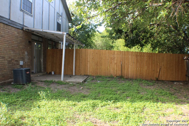 5216 Meadow Fld Property Photo 11