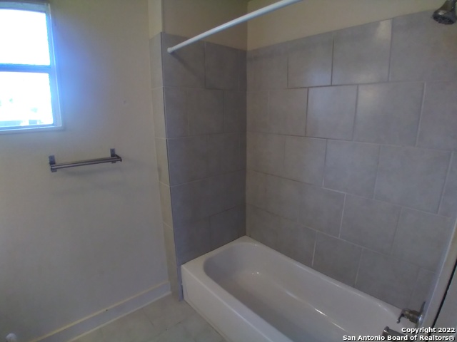 215 W Magnolia Ave Property Photo 21
