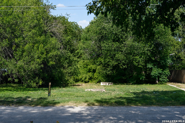 220 Muncey Property Photo 2