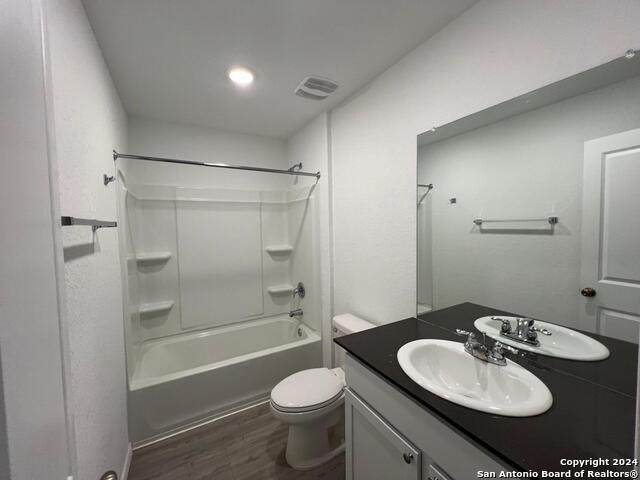 9928 Leeds Wheel Property Photo 10