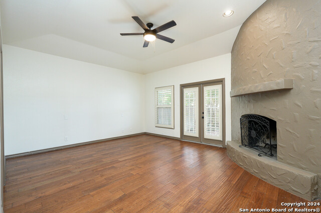 19206 E Birdsong Property Photo 8