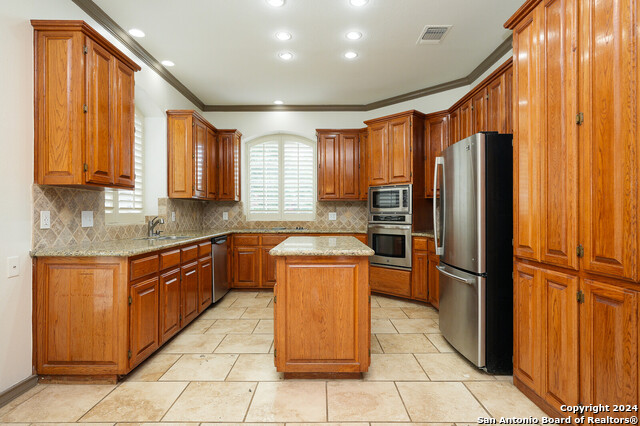 19206 E Birdsong Property Photo 11