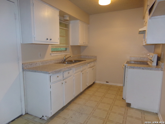 5819 Castle Lk Property Photo 16