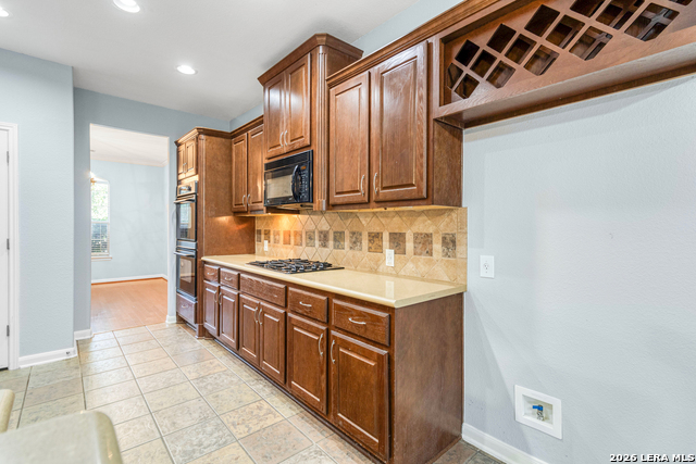 9116 Perdernales Rio Property Photo 7
