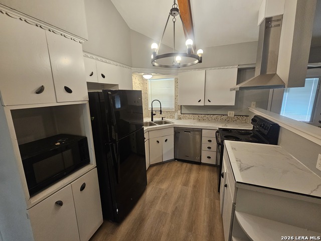 5027 Hershey Property Photo 8