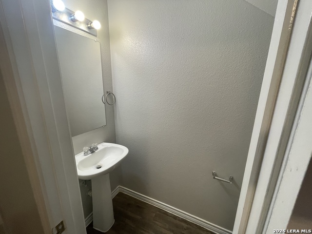 24 Bratton Dr Property Photo 6