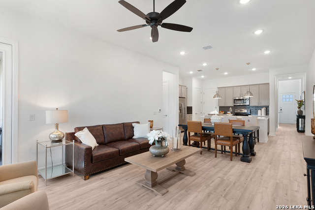 3523 N. Loop 1604 East Property Photo 11