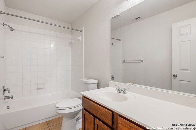 23014 Airedale Ln Property Photo 13