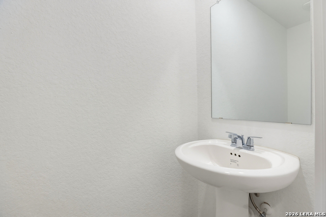 11327 Evergreen Rose Property Photo 10