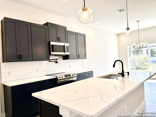 102 George Erath Property Photo 7