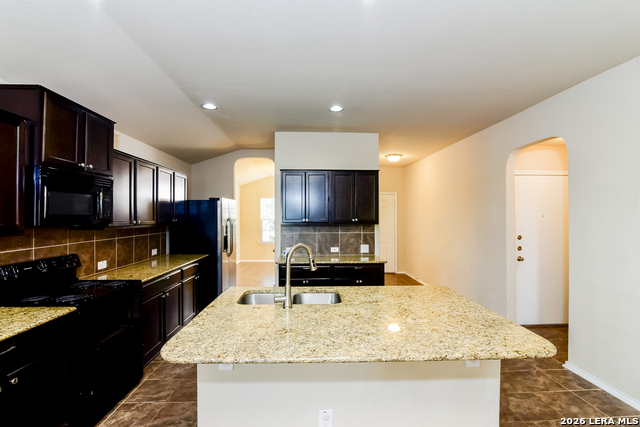 7106 Phoebe View Property Photo 6