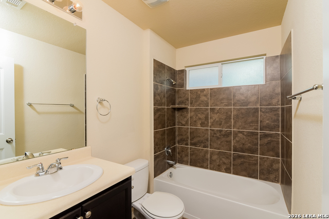 7106 Phoebe View Property Photo 13