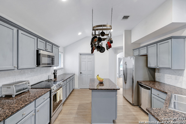 9815 Lockberry Ln Property Photo 15