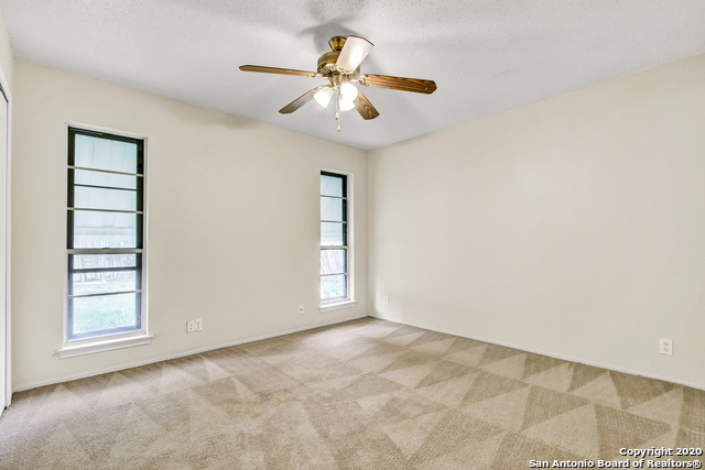 302 Gateway St Property Photo 20
