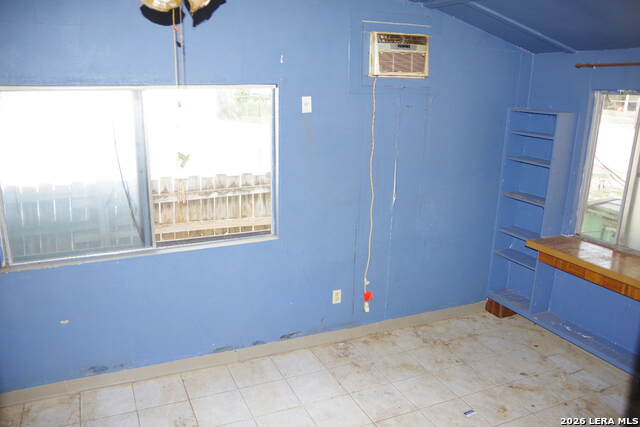 154 Weizmann Property Photo 10