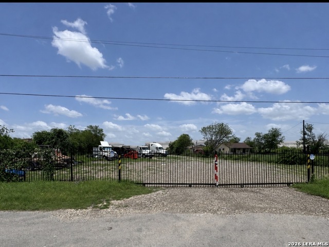 230 Garner Property Photo 1