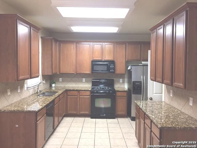 8914 Imperial Cross Property Photo 11