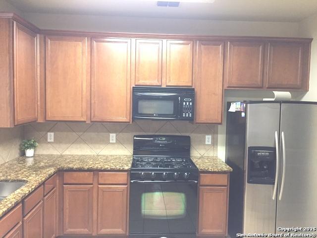 8914 Imperial Cross Property Photo 13