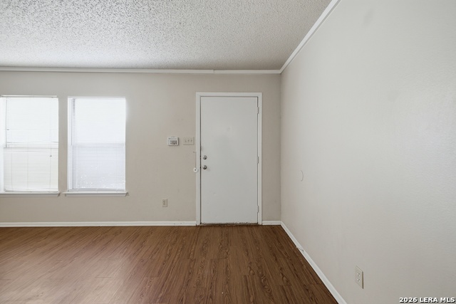 6826 Celes Meadow Dr Property Photo 3