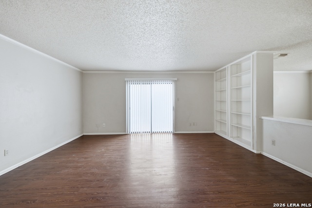 6826 Celes Meadow Dr Property Photo 7