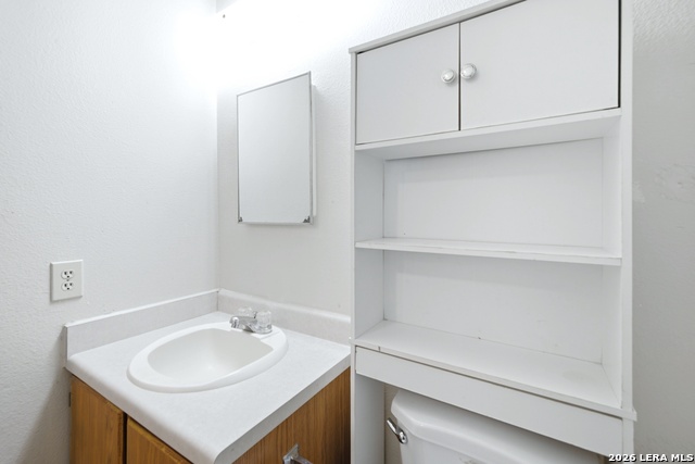 6826 Celes Meadow Dr Property Photo 11