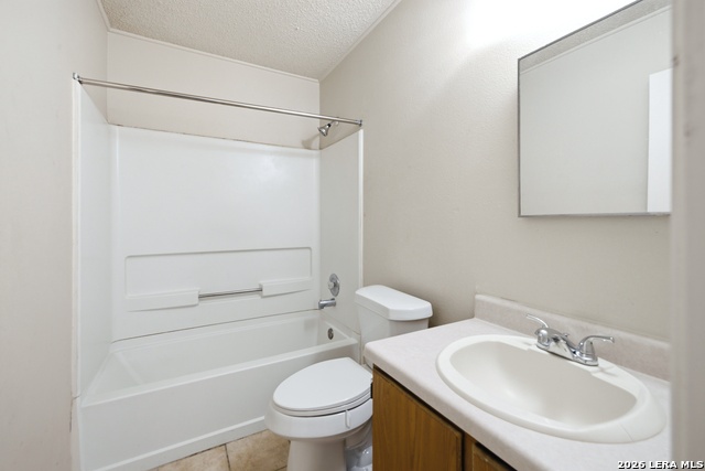 6826 Celes Meadow Dr Property Photo 15