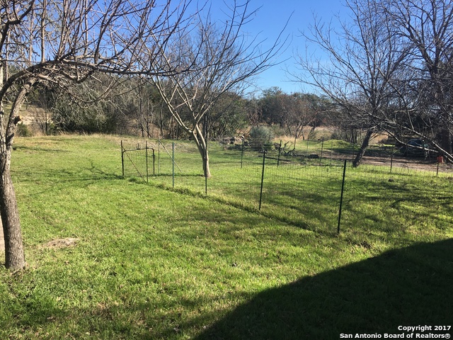 24196 Boerne Stage Rd Property Photo 3