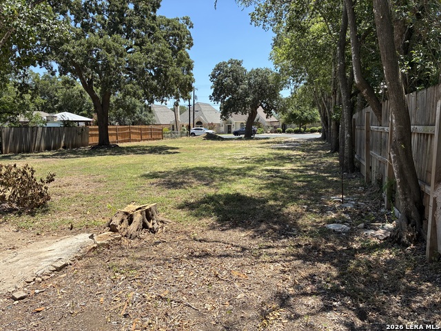 314 E.bandera Property Photo 12