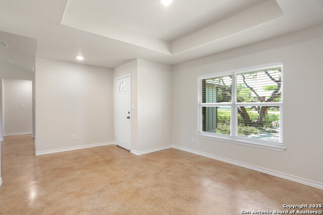 150 Hill Dr Property Photo 4