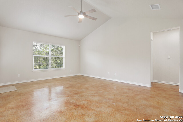 150 Hill Dr Property Photo 6