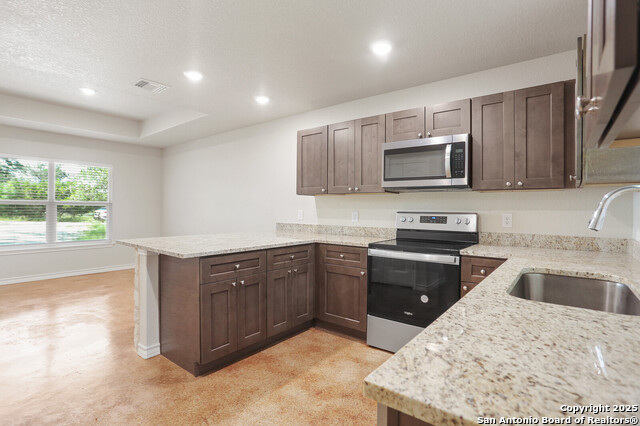 150 Hill Dr Property Photo 8