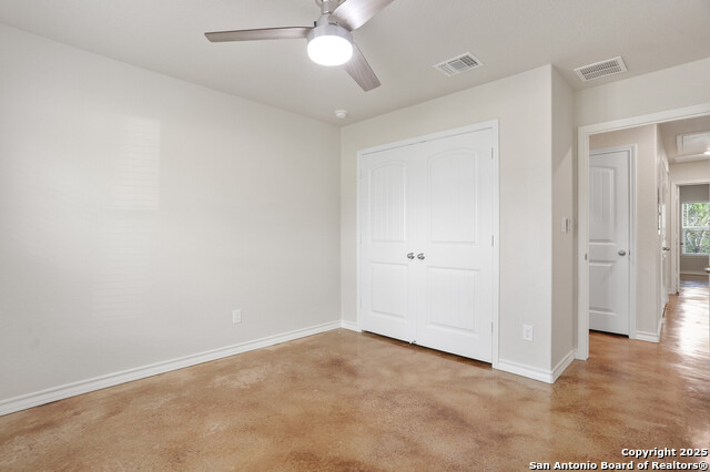150 Hill Dr Property Photo 15